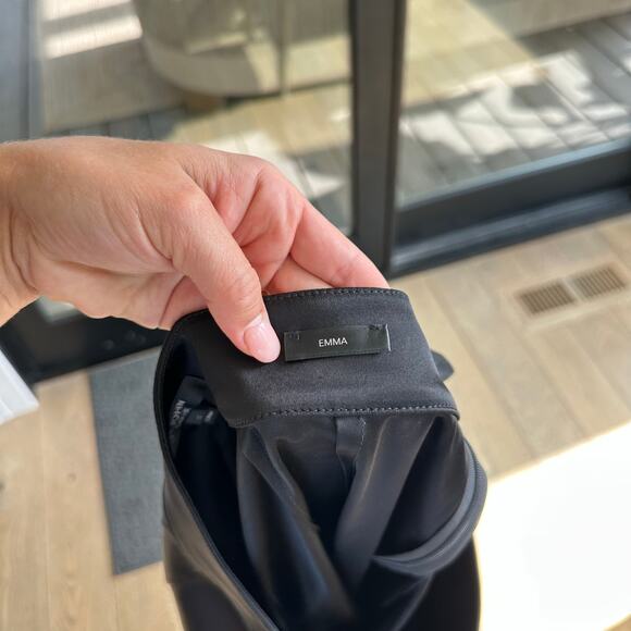 ST. JOHN Caviar Emma Liquid Satin Side Zip Pants Black 10 - Picture 9 of 11